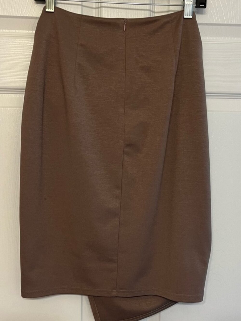 Style Skirt - Picture 2 of 2